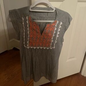 THML womens top S!